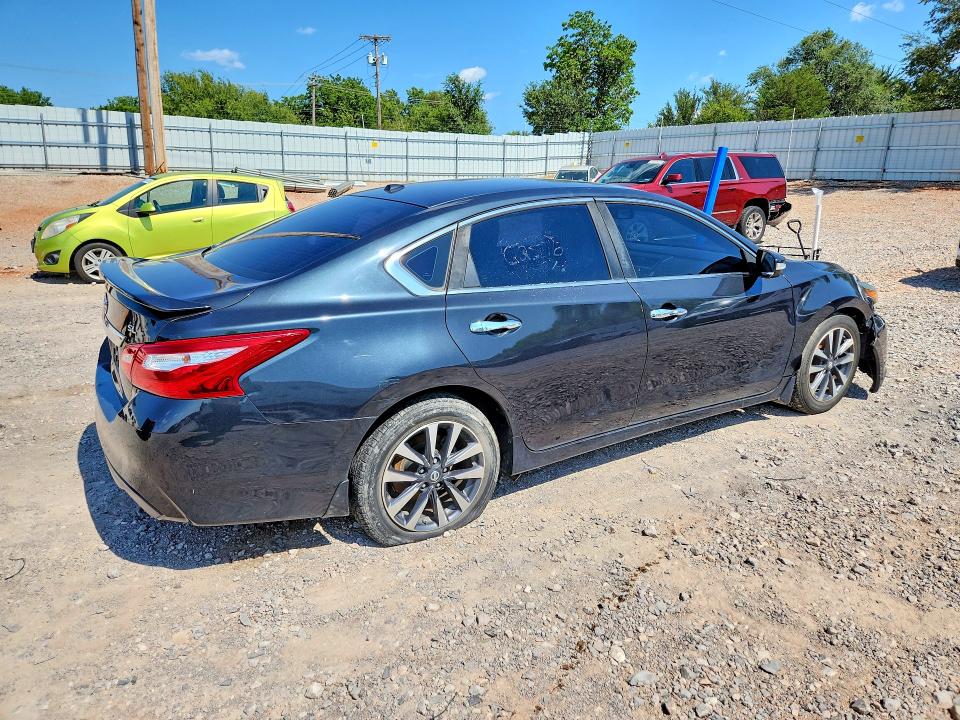 2016 Nissan Altima მანქანა იყიდება აუქციონზე, vin: 1N4AL3AP7GC253341, აუქციონის ნომერი: 59402016