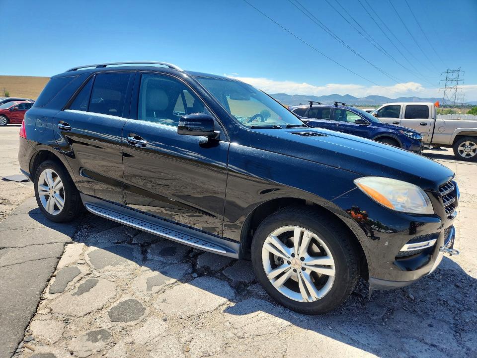 60635836 :رقم المزاد ، 4JGDA5HB7CA061454 vin ، 2012 Mercedes-benz Ml مزاد بيع