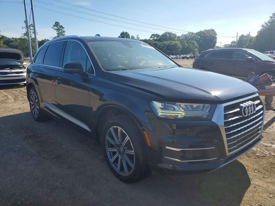 Продаж на аукціоні авто 2017 Audi Q7, vin: WA1VAAF77HD057274, номер лоту: 60272136