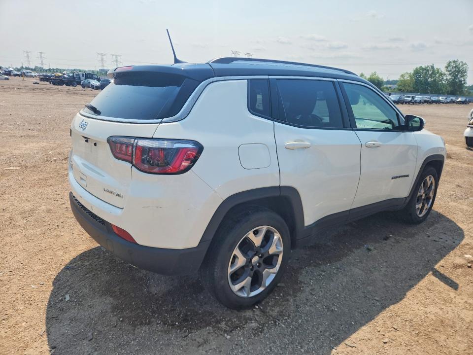 62616076 :رقم المزاد ، 3C4NJDCBXJT307350 vin ، 2018 Jeep Compass مزاد بيع