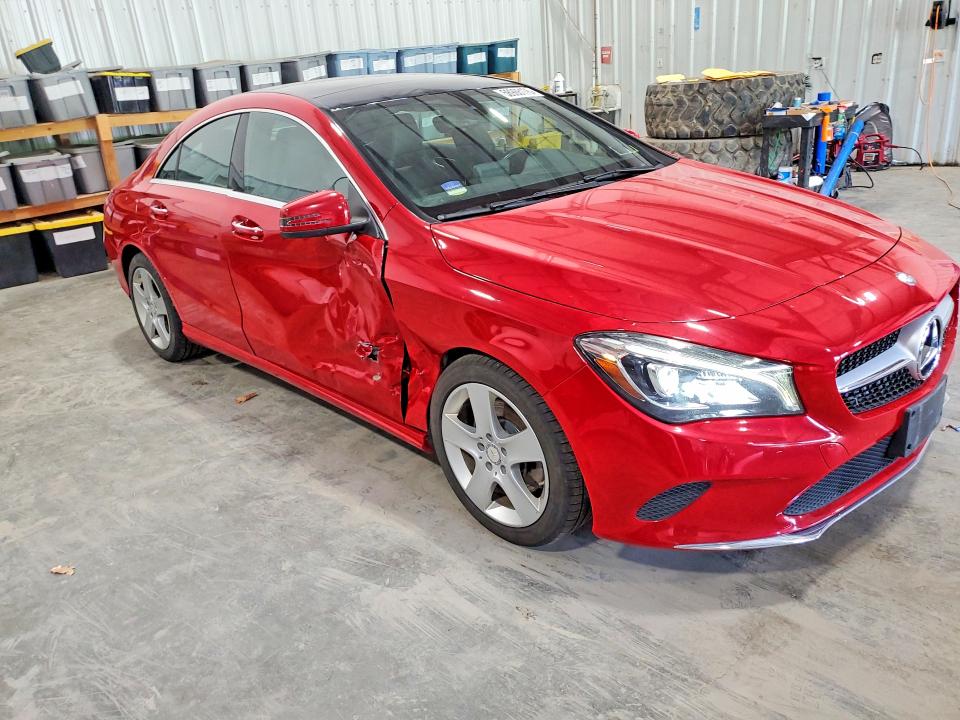 58988176 :رقم المزاد ، WDDSJ4GB6JN504051 vin ، 2018 Mercedes-benz Cla مزاد بيع