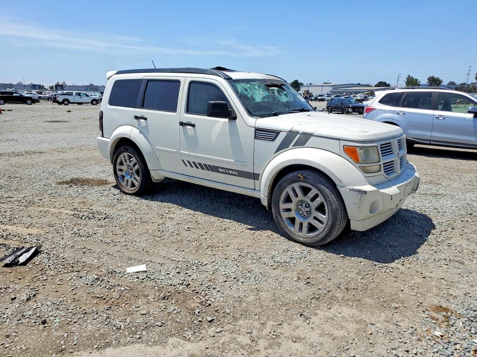 62701226 :رقم المزاد ، 1D8GT58637W706075 vin ، 2007 Dodge Nitro مزاد بيع