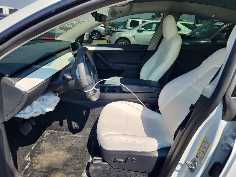 62624906 :رقم المزاد ، 7SAYGAEE0RF098764 vin ، 2024 Tesla Model Y مزاد بيع