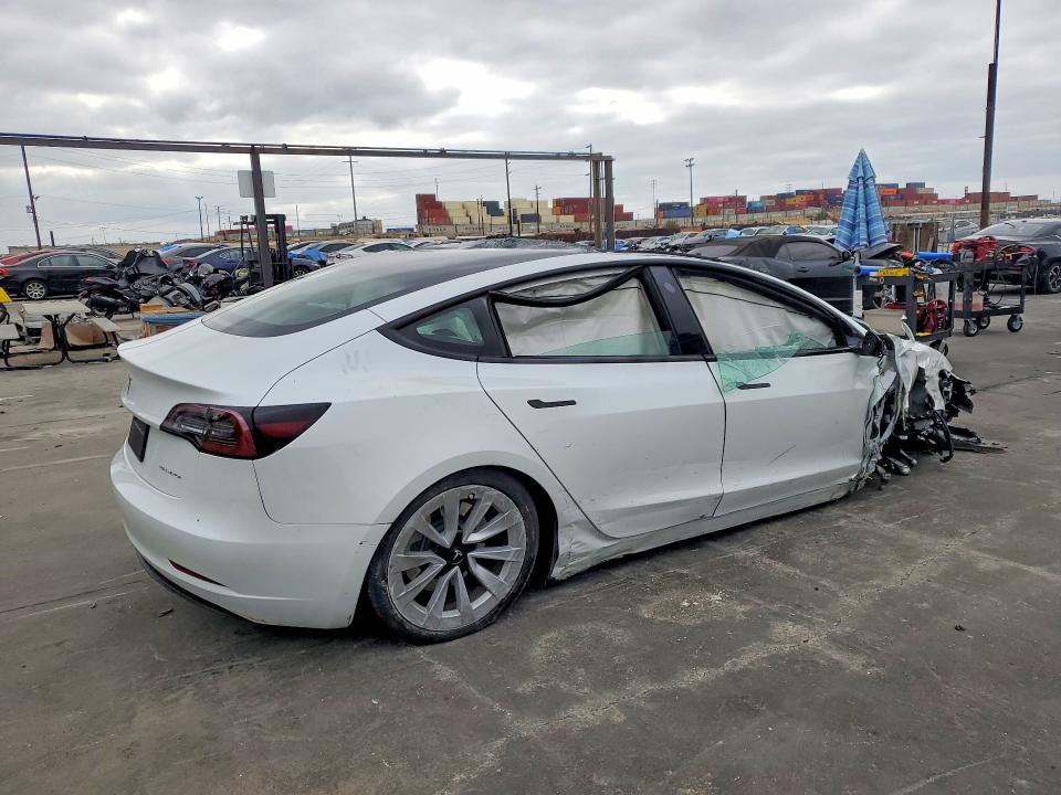 2023 Tesla Model 3 მანქანა იყიდება აუქციონზე, vin: 5YJ3E1EB3PF477290, აუქციონის ნომერი: 59228646