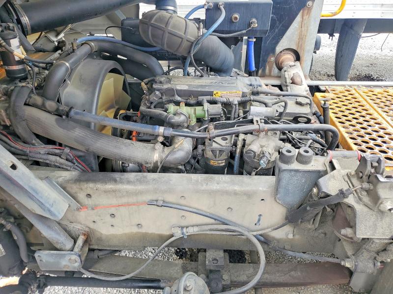 Продажа на аукционе авто 2017 Ottawa Yard Tractor Spotter, vin: 343834, номер лота: 61969386