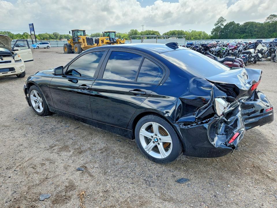 2014 Bmw 320 მანქანა იყიდება აუქციონზე, vin: WBA3B1G5XENS77616, აუქციონის ნომერი: 62008176