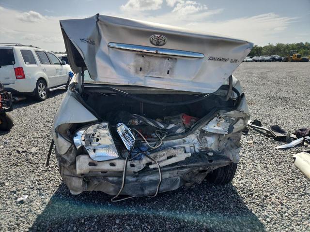 2004 Toyota Camry მანქანა იყიდება აუქციონზე, vin: 4T1BE32K34U380570, აუქციონის ნომერი: 61157046