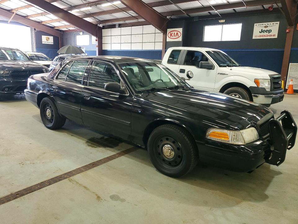 Продаж на аукціоні авто 2011 Ford Crown Victoria, vin: 2FABP7BV9BX107600, номер лоту: 60557006