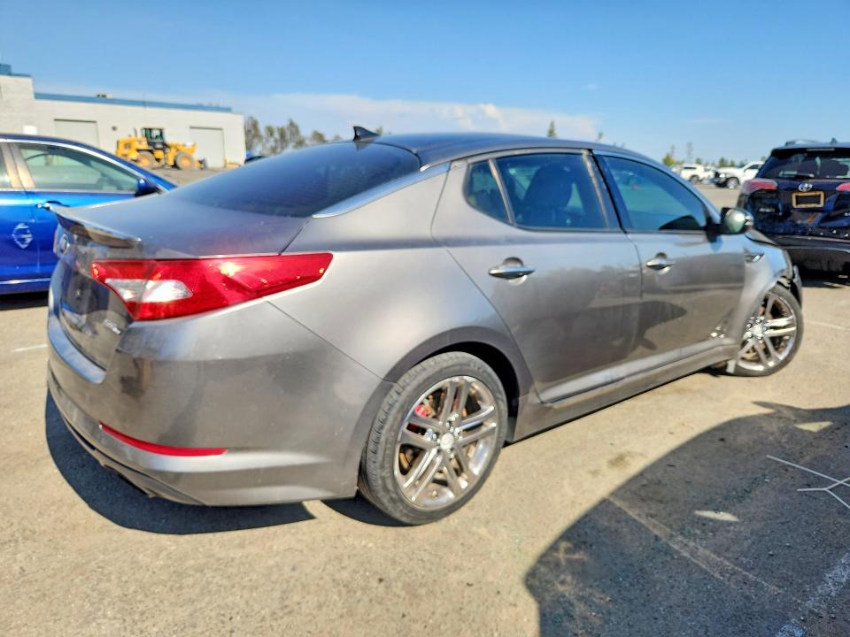 61562926 :رقم المزاد ، 5XXGR4A66DG087616 vin ، 2013 Kia Optima مزاد بيع