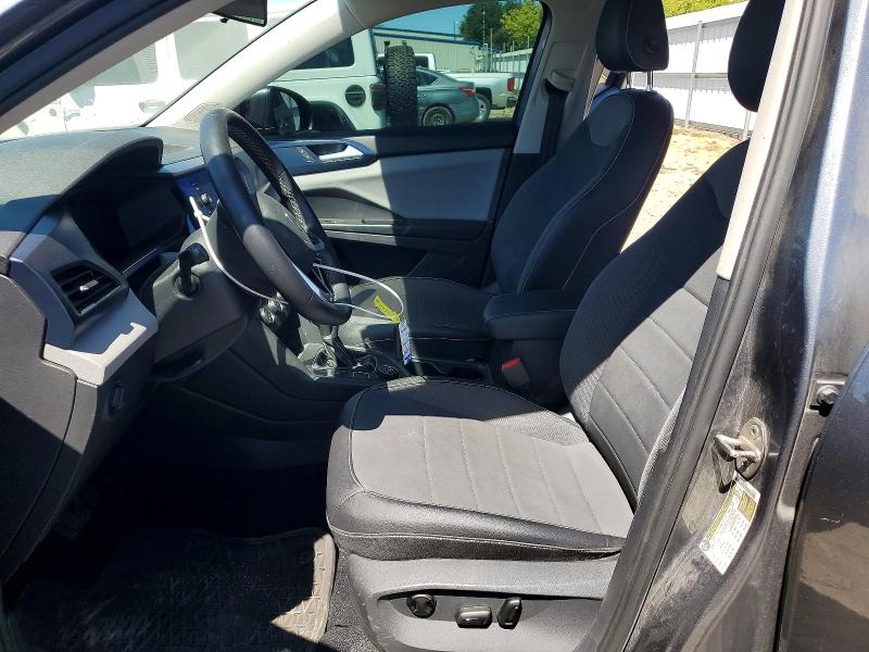 60425336 :رقم المزاد ، 3VVWX7B21NM078855 vin ، 2022 Volkswagen Taos مزاد بيع