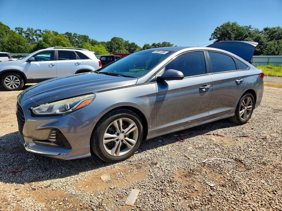 60981306 :رقم المزاد ، 5NPE34AF7JH685027 vin ، 2018 Hyundai Sonata مزاد بيع