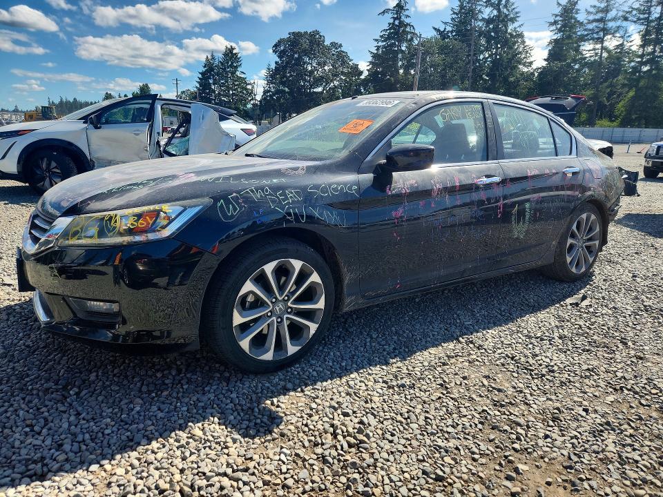 59362996 :رقم المزاد ، 1HGCR2F50FA228585 vin ، 2015 Honda Accord مزاد بيع