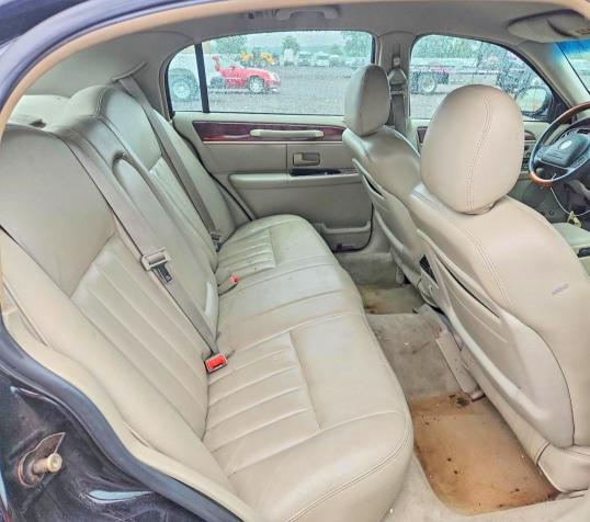 Продаж на аукціоні авто 2003 Lincoln Town Car, vin: 1LNHM82W43Y703335, номер лоту: 63212116