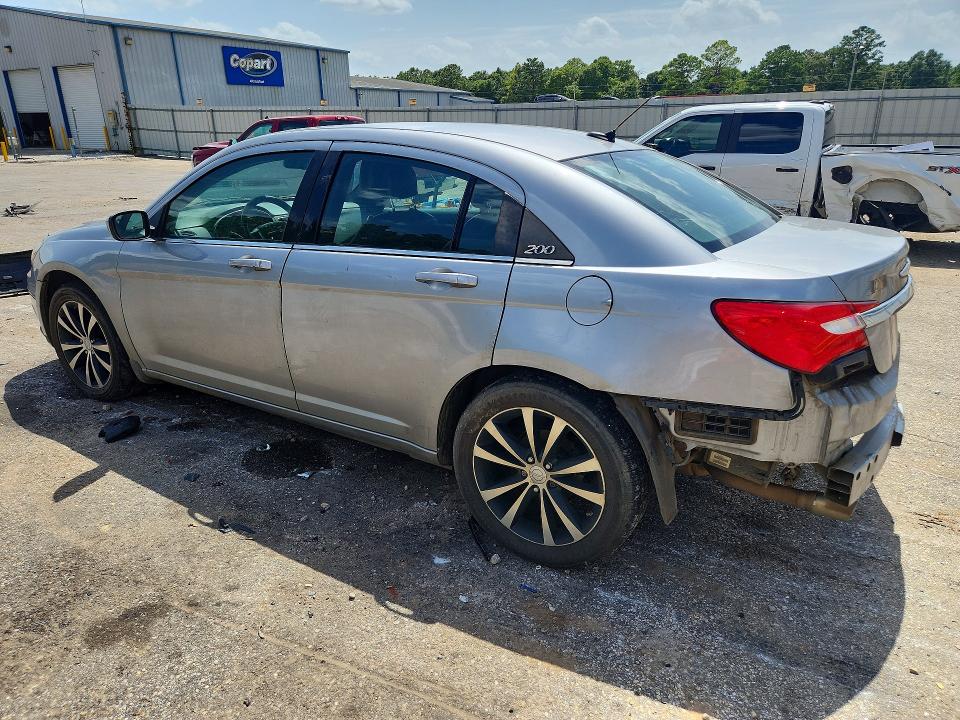 2014 Chrysler 200 მანქანა იყიდება აუქციონზე, vin: 1C3CCBCG5EN136115, აუქციონის ნომერი: 60974346