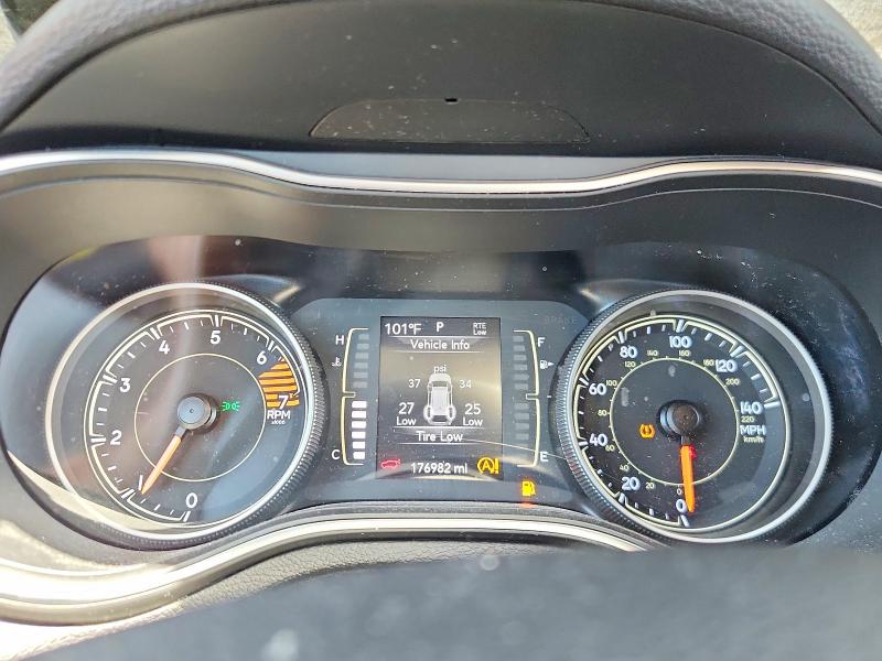 2019 Jeep Cherokee მანქანა იყიდება აუქციონზე, vin: 1C4PJLCB6KD221088, აუქციონის ნომერი: 62578856