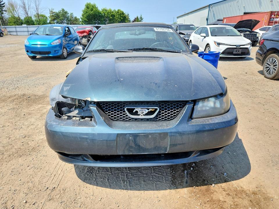 61702756 :رقم المزاد ، 1FAFP45X8XF133623 vin ، 1999 Ford Mustang مزاد بيع