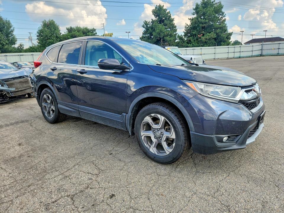 2018 Honda Cr-v მანქანა იყიდება აუქციონზე, vin: 7FARW2H53JE038976, აუქციონის ნომერი: 60806176