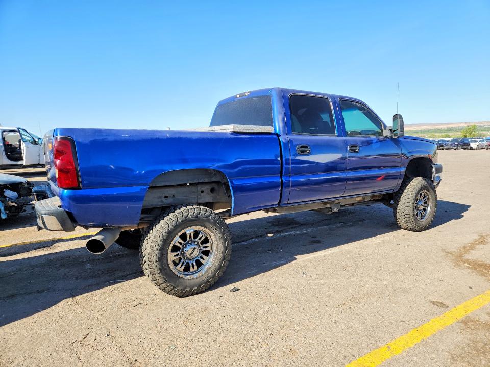 2004 Chevrolet Silverado მანქანა იყიდება აუქციონზე, vin: 1GCHK231X4F150004, აუქციონის ნომერი: 63406736