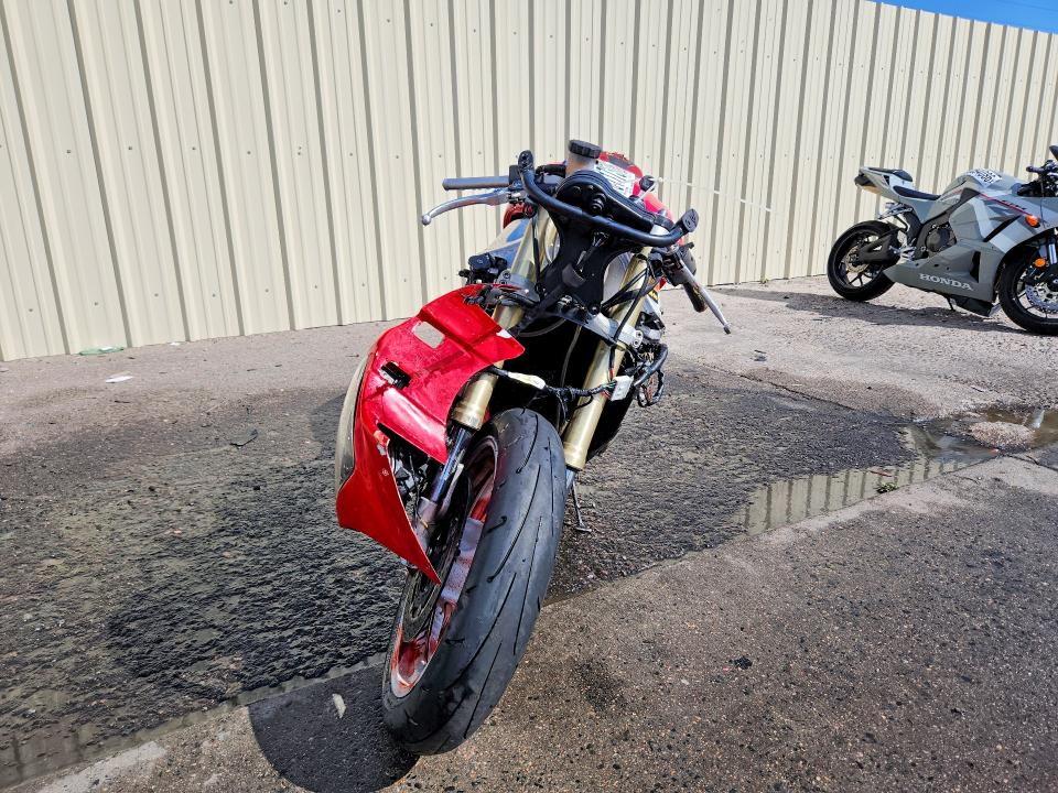 1999 Yamaha Yzfr1 მანქანა იყიდება აუქციონზე, vin: JYARN02E8XA001642, აუქციონის ნომერი: 61173786