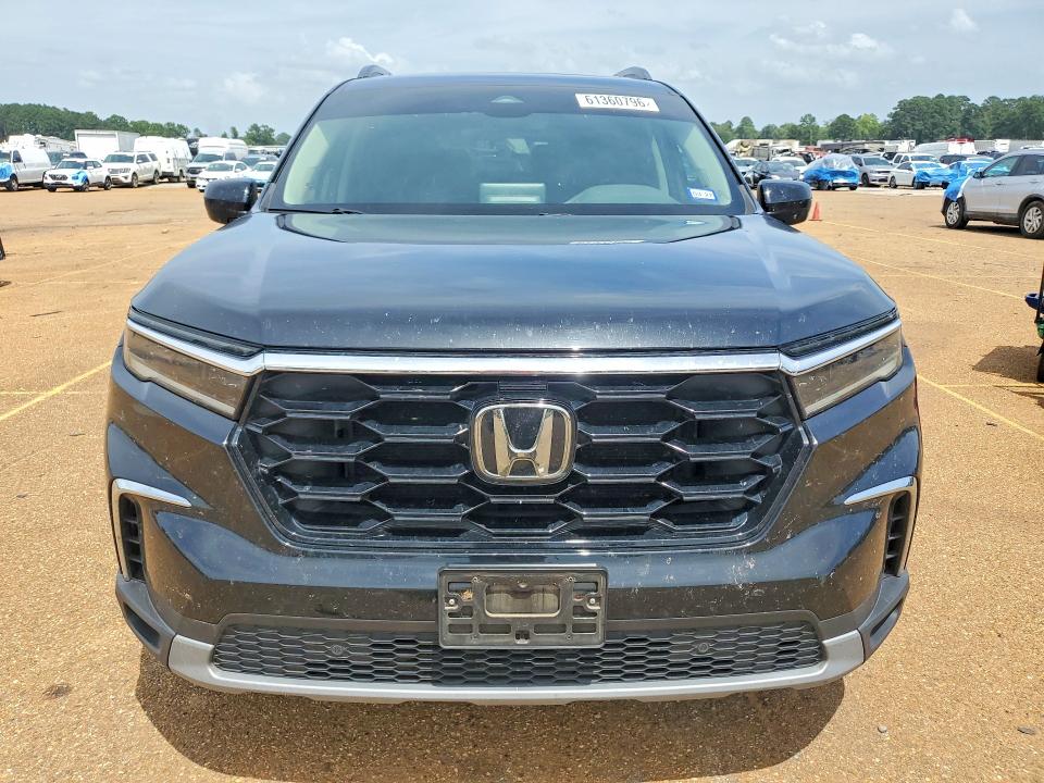 Продажа на аукционе авто 2023 Honda Pilot, vin: 5FNYG2H7XPB003320, номер лота: 61360796