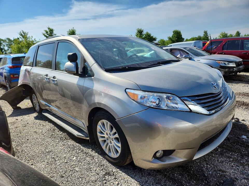 Aukcja sprzedaży 2015 Toyota Sienna, vin: 5TDYK3DC0FS638032, numer aukcji: 58586286
