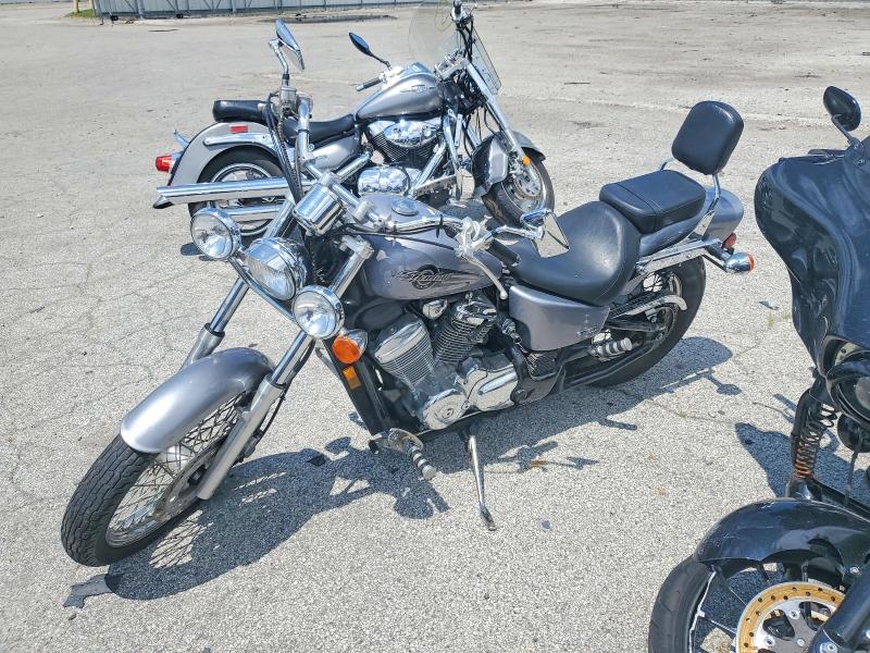 61773776 :رقم المزاد ، JH2PC21334M505028 vin ، 2004 Honda Vt600 مزاد بيع