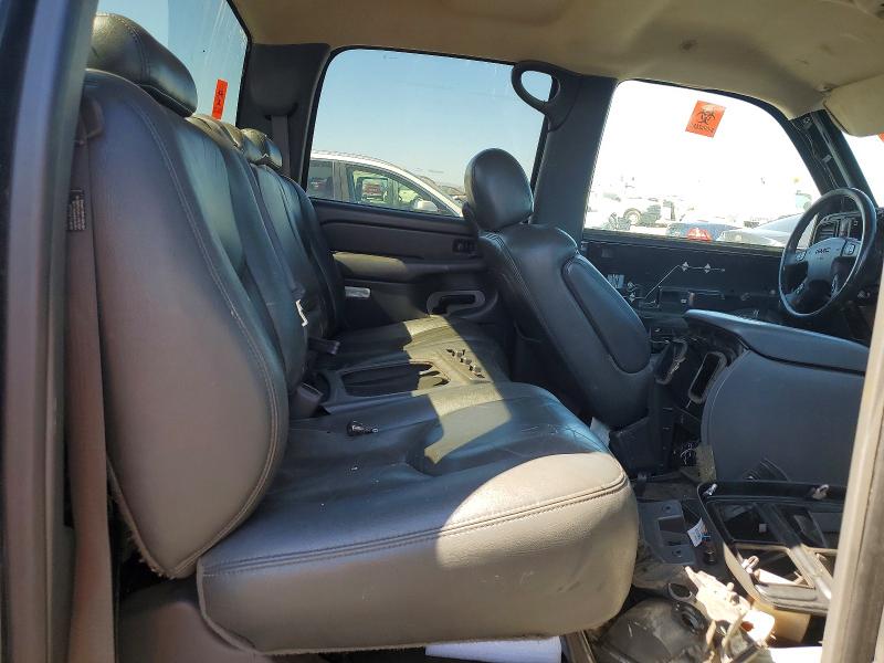 60978446 :رقم المزاد ، 1GTHK23U94F130739 vin ، 2004 Gmc Sierra مزاد بيع