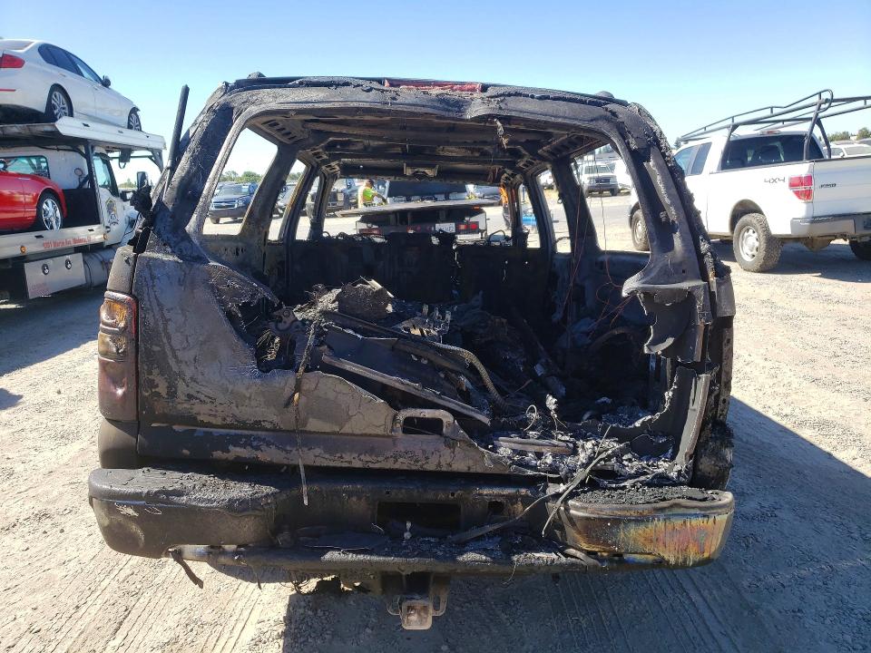 2005 Gmc Yukon Xl მანქანა იყიდება აუქციონზე, vin: 1GKEC16Z65J179790, აუქციონის ნომერი: 62352476