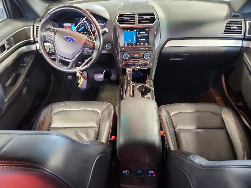 60867796 :رقم المزاد ، 1FM5K8D84HGB63621 vin ، 2017 Ford Explorer مزاد بيع