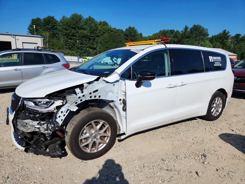 61285336 :رقم المزاد ، 2C4RC1BG4RR155183 vin ، 2024 Chrysler Pacifica مزاد بيع
