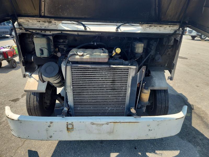 Продажа на аукционе авто 2004 Freightliner Mt45 Chassis, vin: 4UZAANBW84CN46612, номер лота: 58522876