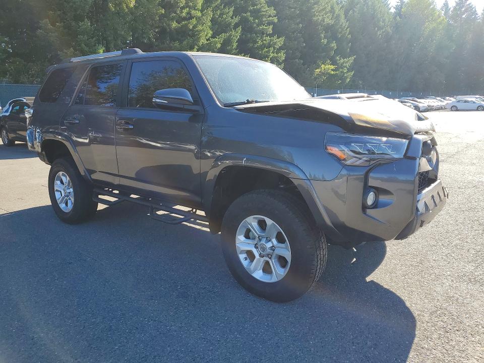 59382106 :رقم المزاد ، JTEBU5JRXH5466245 vin ، 2017 Toyota 4runner مزاد بيع