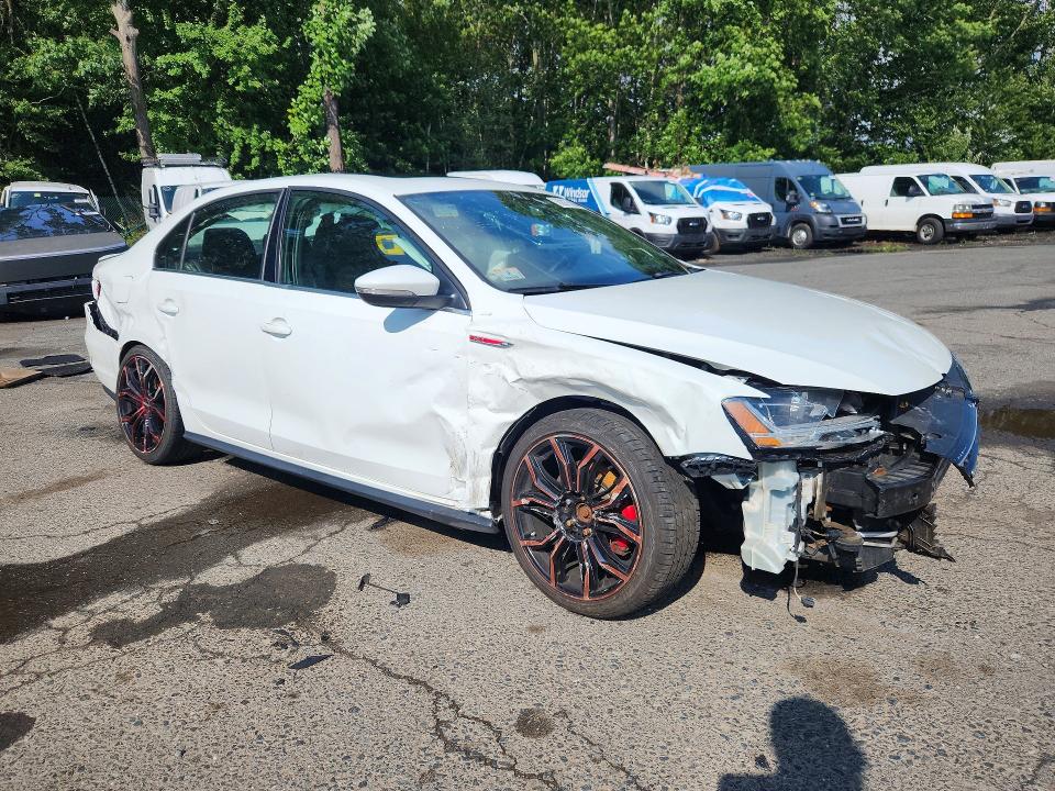 62975096 :رقم المزاد ، 3VW4T7AJ1HM366418 vin ، 2017 Volkswagen Jetta مزاد بيع