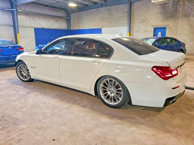 61902046 :رقم المزاد ، WBAYE8C56ED780500 vin ، 2014 Bmw 750 مزاد بيع