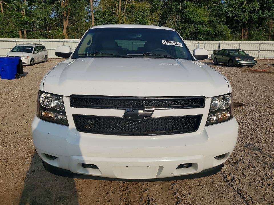 2011 Chevrolet Tahoe მანქანა იყიდება აუქციონზე, vin: 1GNSKBE04BR143031, აუქციონის ნომერი: 59552136