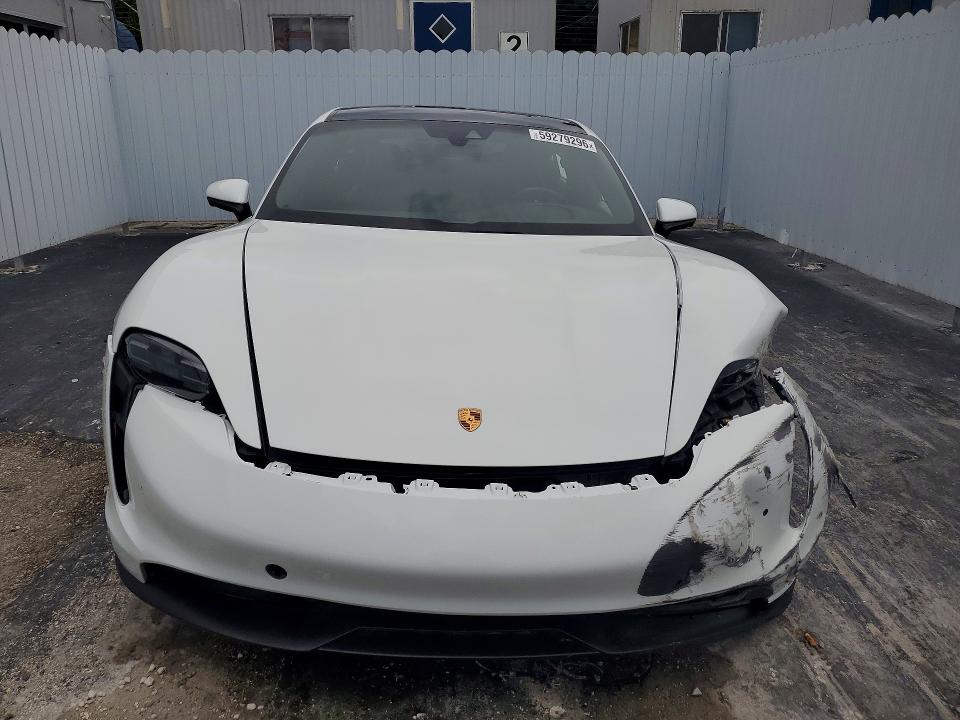 2022 Porsche Taycan მანქანა იყიდება აუქციონზე, vin: WP0AA2Y15NSA15165, აუქციონის ნომერი: 59279296
