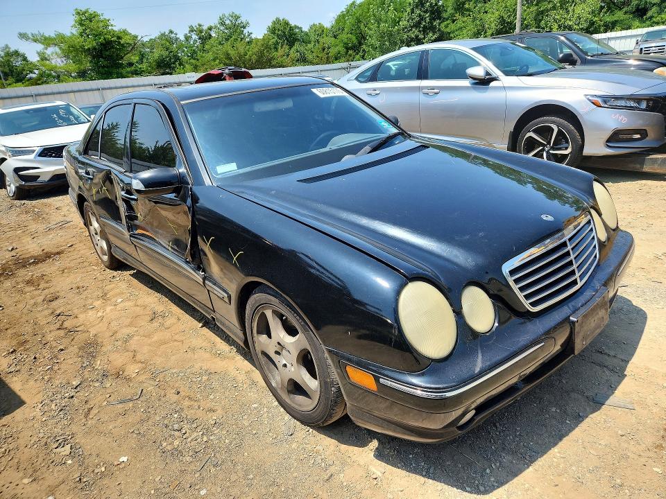 2002 Mercedes-benz E მანქანა იყიდება აუქციონზე, vin: WDBJF65J52B422570, აუქციონის ნომერი: 60815176