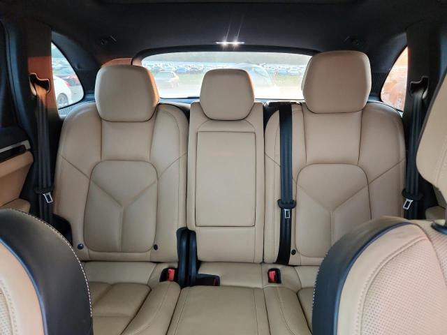 Aukcja sprzedaży 2016 Porsche Cayenne, vin: WP1AA2A22GLA10498, numer aukcji: 61121626