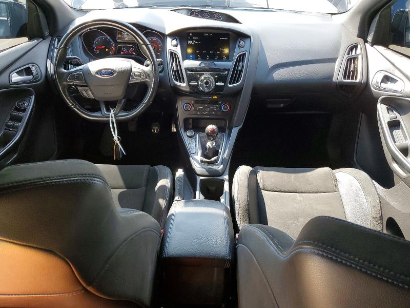 62591446 :رقم المزاد ، WF0DP3TH3H4119453 vin ، 2017 Ford Focus مزاد بيع