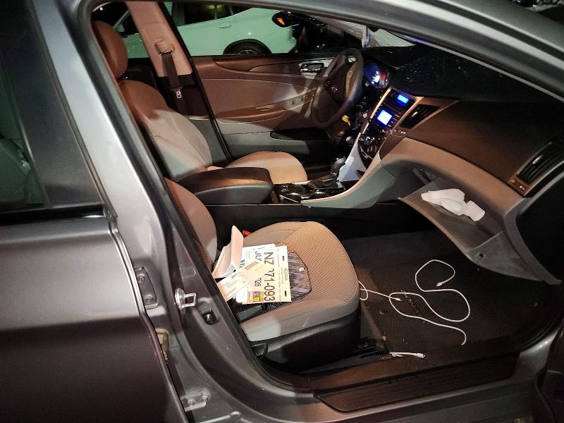60264616 :رقم المزاد ، 5NPEB4AC7DH772021 vin ، 2013 Hyundai Sonata مزاد بيع