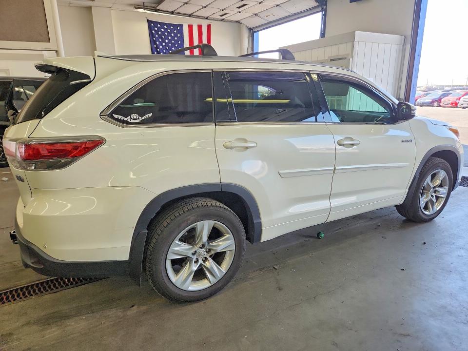 Auction sale of the 2015 Toyota Highlander Hybrid, vin: 5TDDCRFH4FS009204, lot number: 63182876