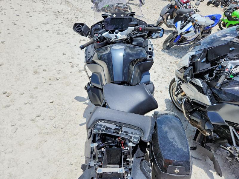 58744046 :رقم المزاد ، WB10L0303R6K21277 vin ، 2024 Bmw R100 مزاد بيع