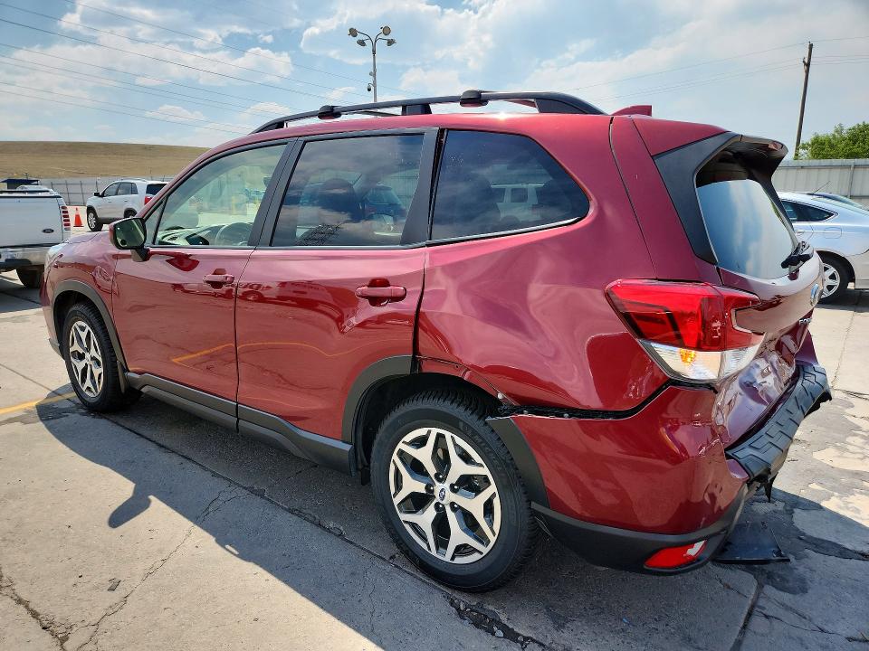 59122806 :رقم المزاد ، JF2SKAFC7MH557152 vin ، 2021 Subaru Forester مزاد بيع
