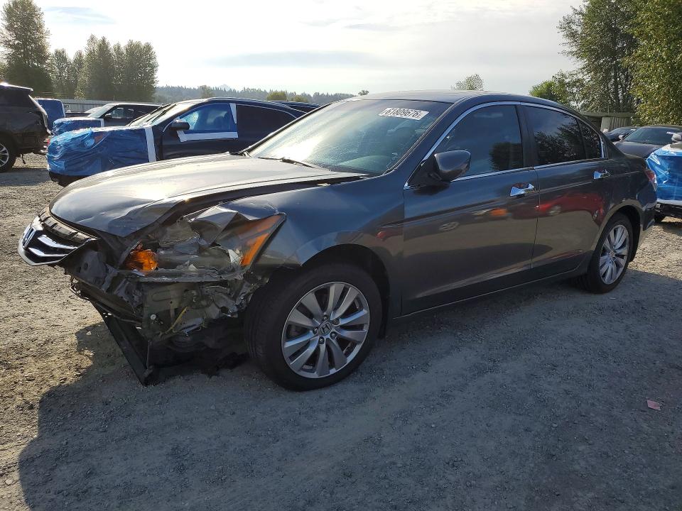 61809676 :رقم المزاد ، 1HGCP3F8XBA019340 vin ، 2011 Honda Accord مزاد بيع