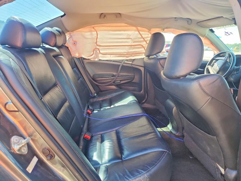 60427936 :رقم المزاد ، 1HGCP2F67CA201507 vin ، 2012 Honda Accord مزاد بيع
