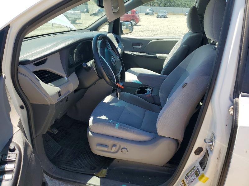 2015 Toyota Sienna მანქანა იყიდება აუქციონზე, vin: 5TDJK3DC7FS123174, აუქციონის ნომერი: 85613885