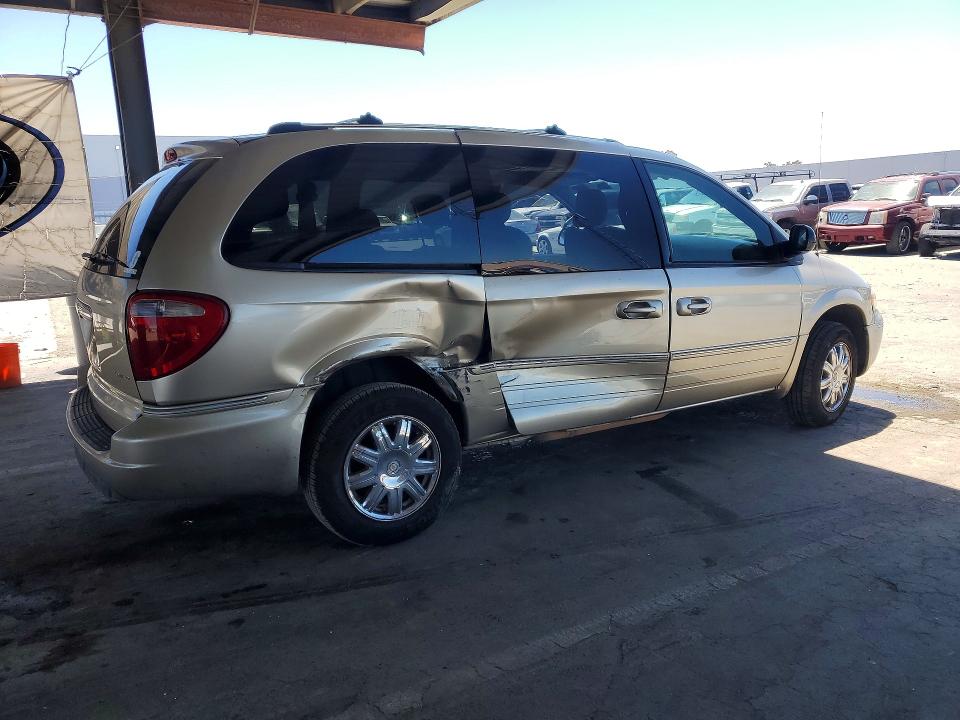 62489196 :رقم المزاد ، 2C8GP64L55R269334 vin ، 2005 Chrysler Town & Country مزاد بيع