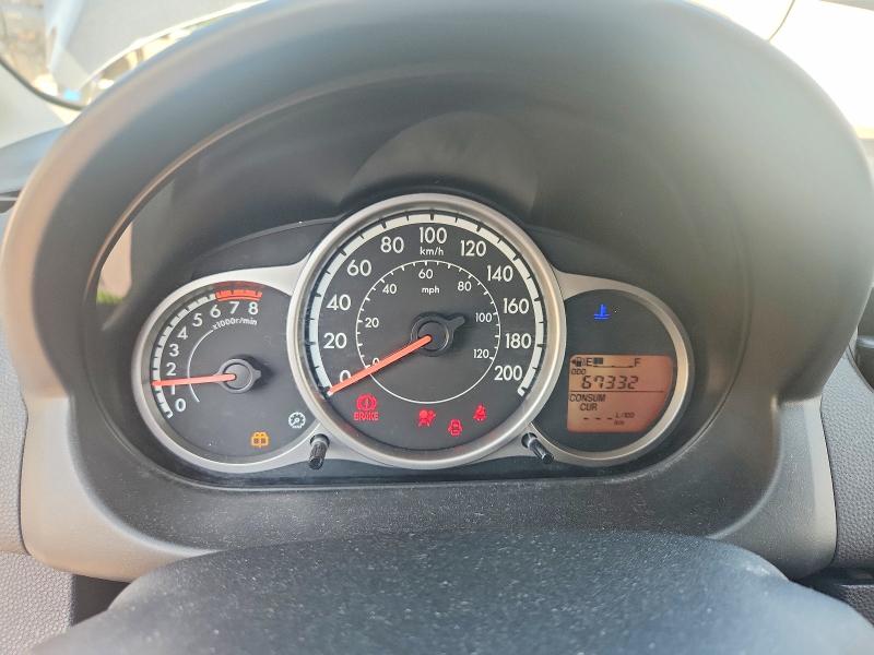 2011 Mazda Mazda2 მანქანა იყიდება აუქციონზე, vin: JM1DE1HY3B0110725, აუქციონის ნომერი: 61033326