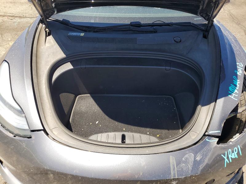 61200686 :رقم المزاد ، 5YJ3E1EB0JF066081 vin ، 2018 Tesla Model 3 مزاد بيع