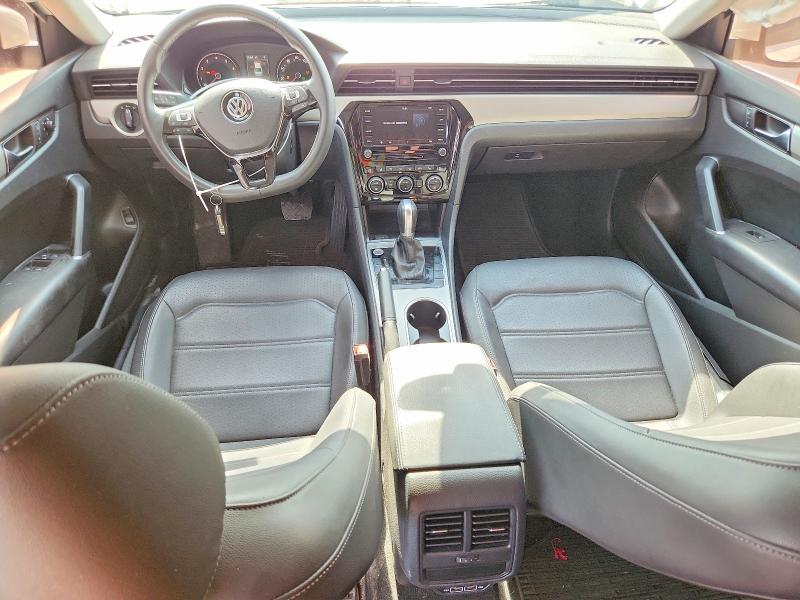 62402166 :رقم المزاد ، 1VWSA7A34MC004996 vin ، 2021 Volkswagen Passat مزاد بيع